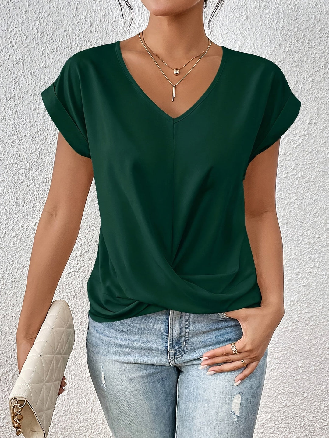 LYRA - Sweetheart Tee