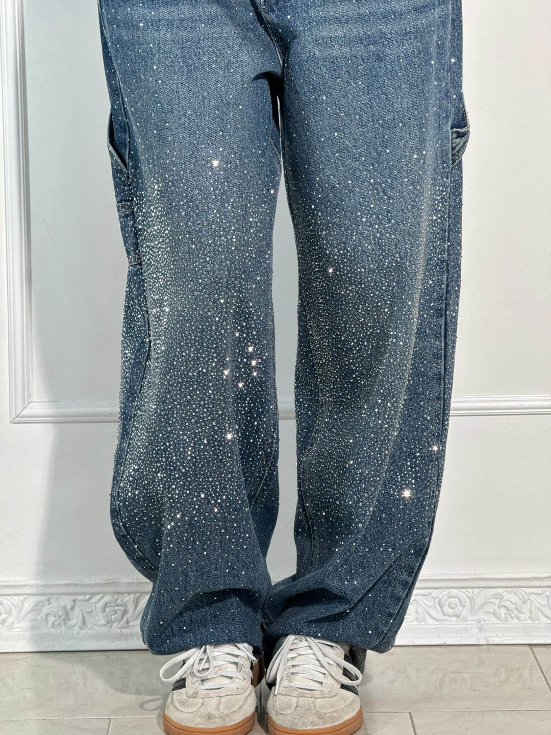 ELARIS - High-Waisted Trousers