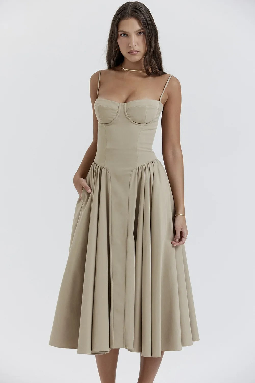 LUNARA - Chic Midi Dress